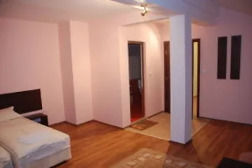 מלון בנסקו Pirin House 2*,  בולגריה
